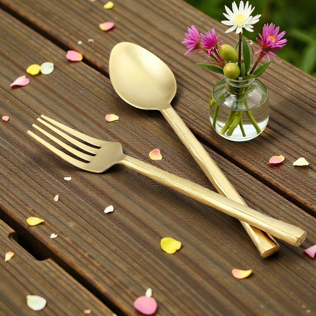 Willow Flatware Set — Gold