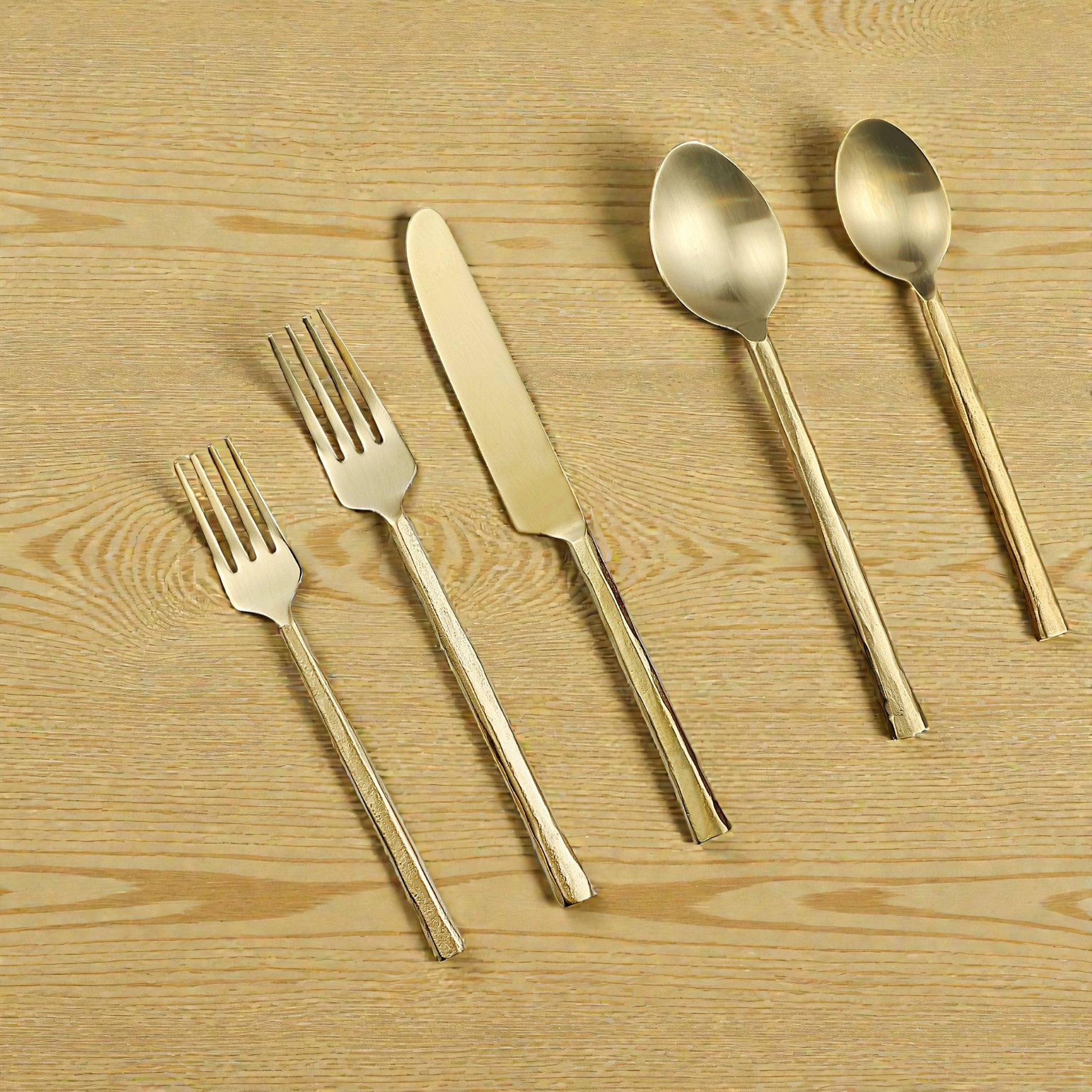 Willow Flatware Set — Gold