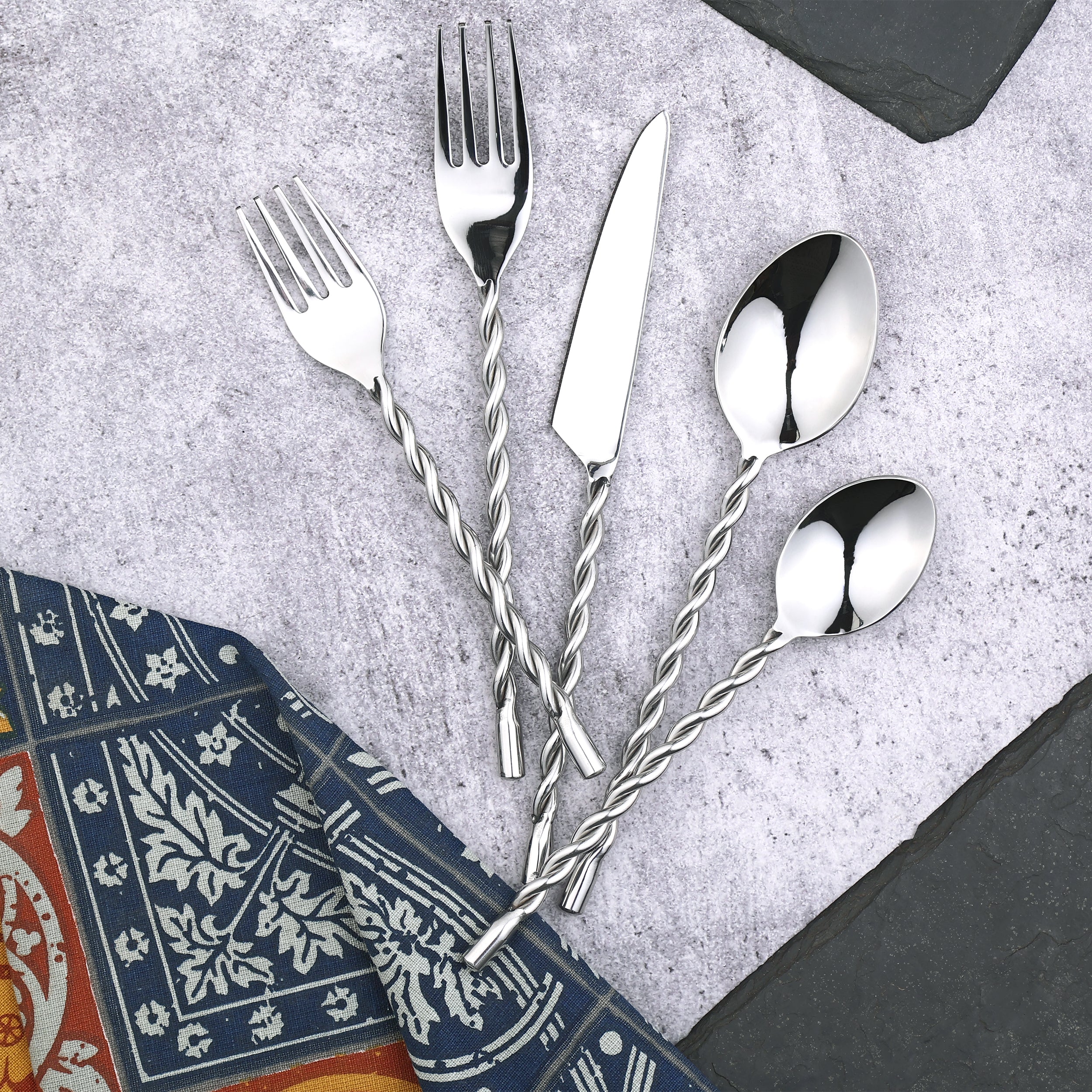 Smith’s Braid Flatware Set —  Set of 20 Pieces Table setting for 4